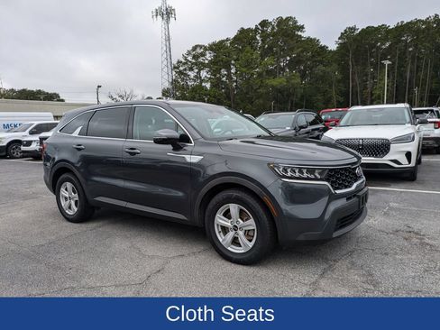Used 2021 Kia Sorento LX FWD image 2