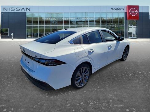 New 2026 Nissan Sentra SL w/ Floor Mat Package image 5