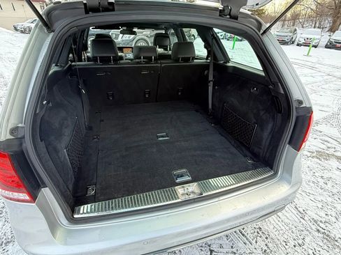 Used 2016 Mercedes-Benz E 350 4MATIC Wagon w/ Premium Package image 35