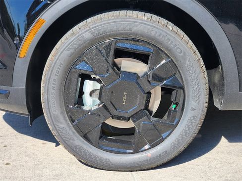 New 2026 Kia Sportage X-Line w/ X-Line Technology Package image 7