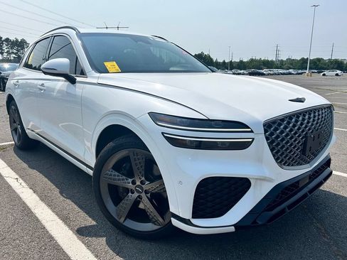 Used 2023 Genesis GV70 2.5T w/ Sport Prestige Package AWD/4WD image 1