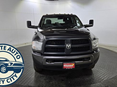 Used 2018 RAM 2500 Tradesman w/ Snow Chief Group image 2