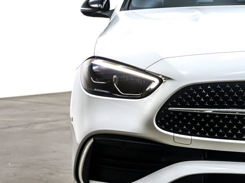 Used 2023 Mercedes-Benz C 300 Sedan image 15