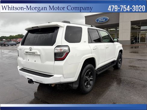 Used 2021 Toyota 4Runner SR5 Premium AWD/4WD image 5