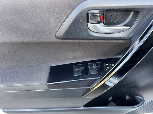 Used 2017 Toyota Corolla iM w/ Carpet Mat Package FWD image 13