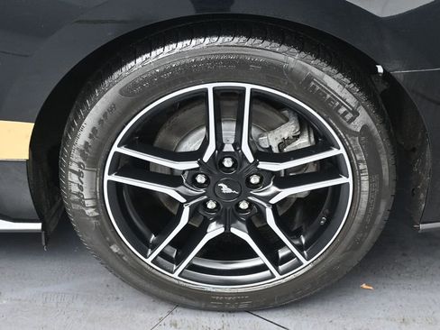 Used 2020 Ford Mustang GT image 32