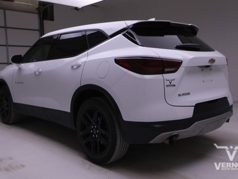 Used 2023 Chevrolet Blazer LT image 3