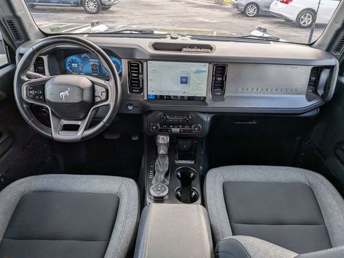 Used 2025 Ford Bronco Big Bend AWD/4WD image 2