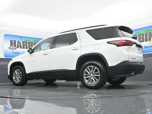 Used 2023 Chevrolet Traverse LT FWD image 20