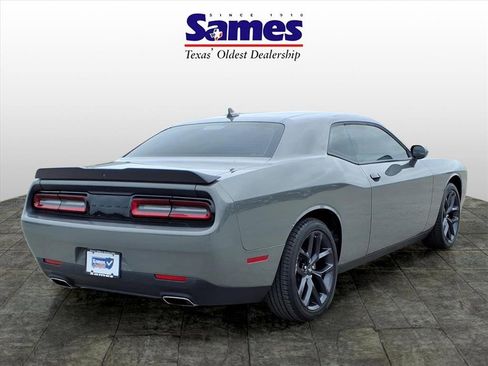 Used 2023 Dodge Challenger SXT w/ Plus Package image 6