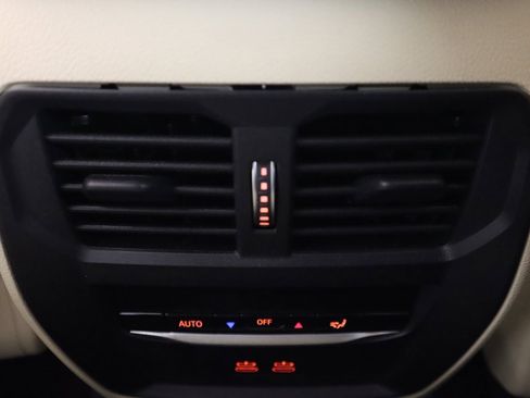 Used 2022 BMW 430i xDrive Convertible w/ M Sport Package image 58