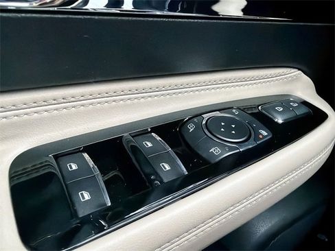 New 2026 Lincoln Corsair Reserve image 13