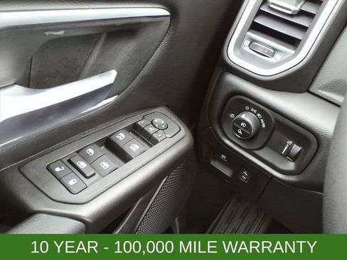 New 2026 RAM 1500 4x4 Crew Cab image 21