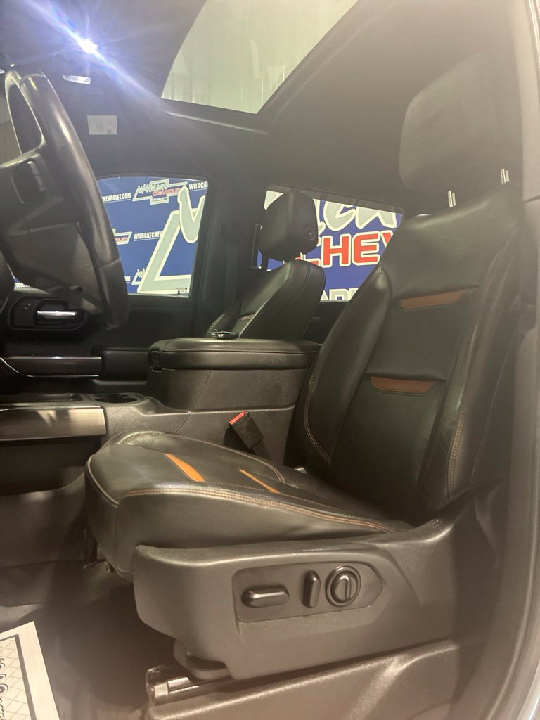 Used 2021 GMC Sierra 1500 AT4 w/ AT4 Preferred Package AWD/4WD image 15