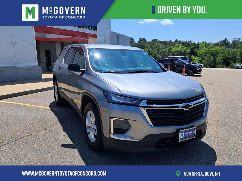 Used 2023 Chevrolet Traverse LS AWD/4WD image 3