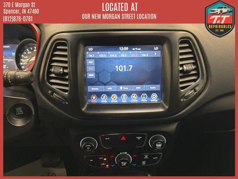 Used 2019 Jeep Compass Trailhawk w/ Cold Weather Group AWD/4WD image 38