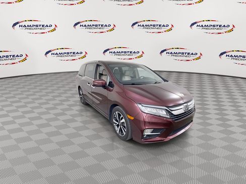 Used 2019 Honda Odyssey Elite image 2