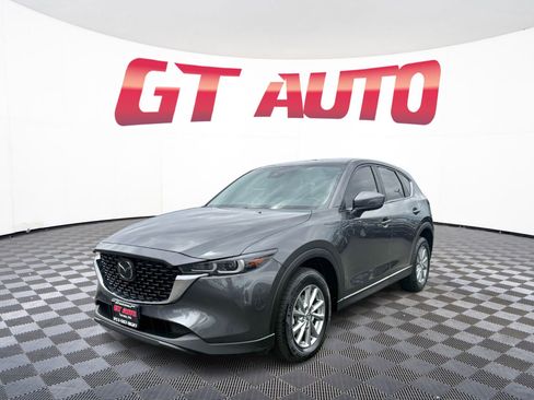 Used 2022 MAZDA CX-5 AWD 2.5 S w/ Select Package image 2