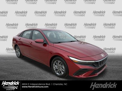 Used 2024 Hyundai Elantra SEL