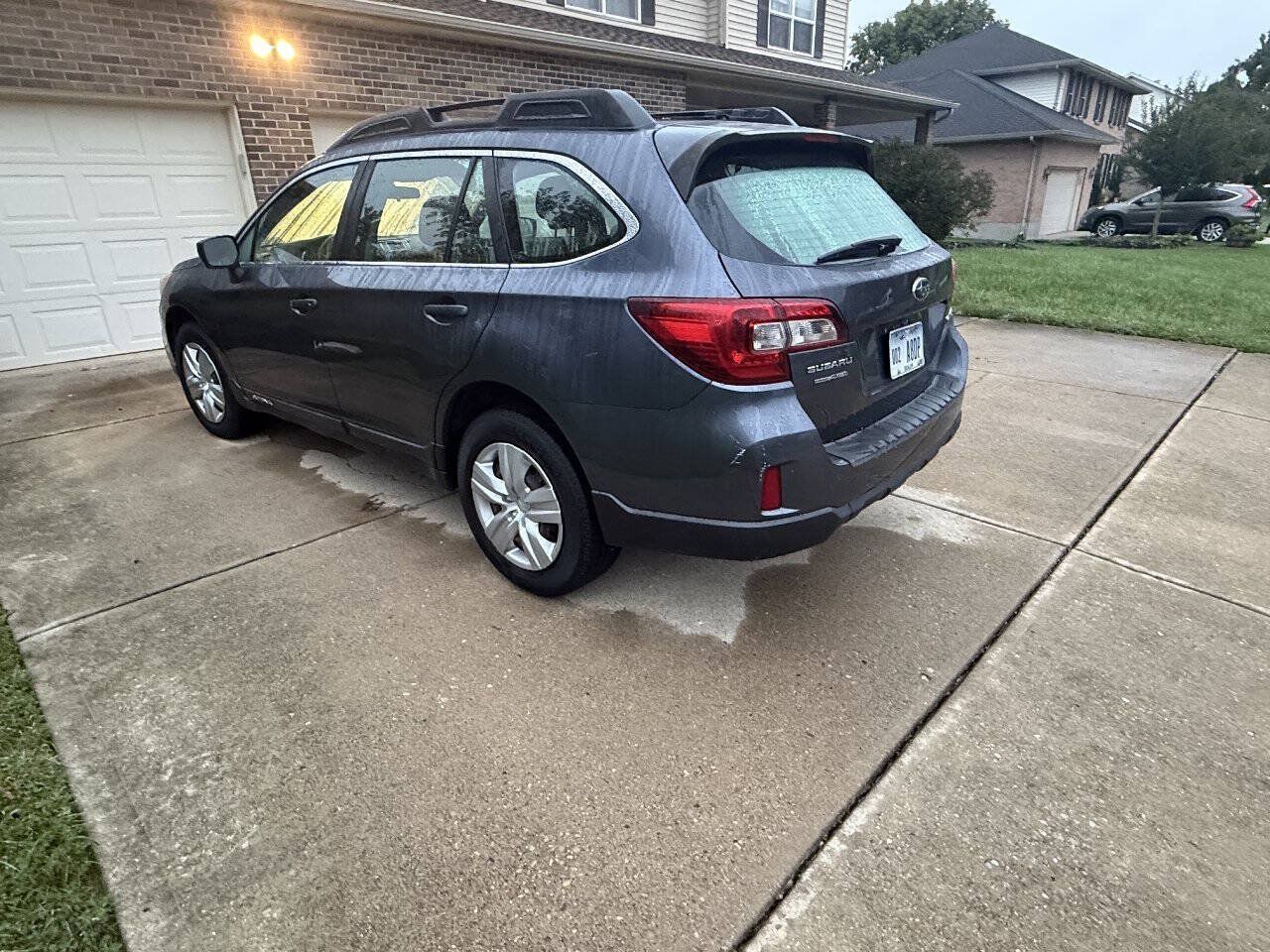 Used 2016 Subaru Outback 2.5i AWD/4WD image 5