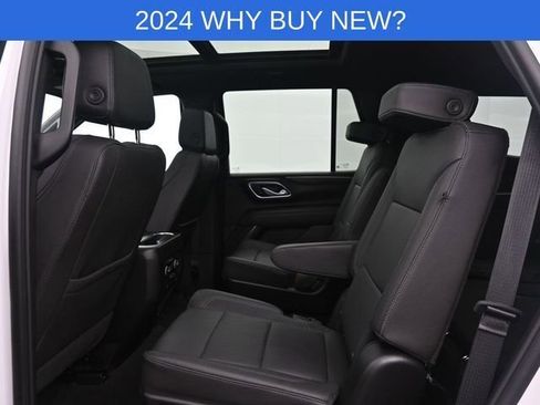 Used 2024 Chevrolet Tahoe Z71 w/ Off-Road Capability Package image 16