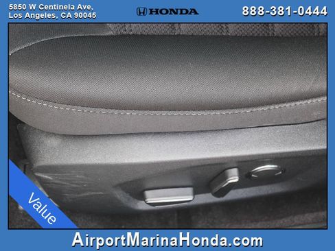 Used 2020 Ford Fusion SE FWD image 15