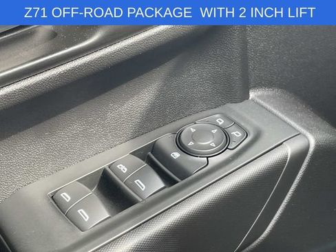 Used 2025 Chevrolet Silverado 1500 Custom Trail Boss AWD/4WD image 19