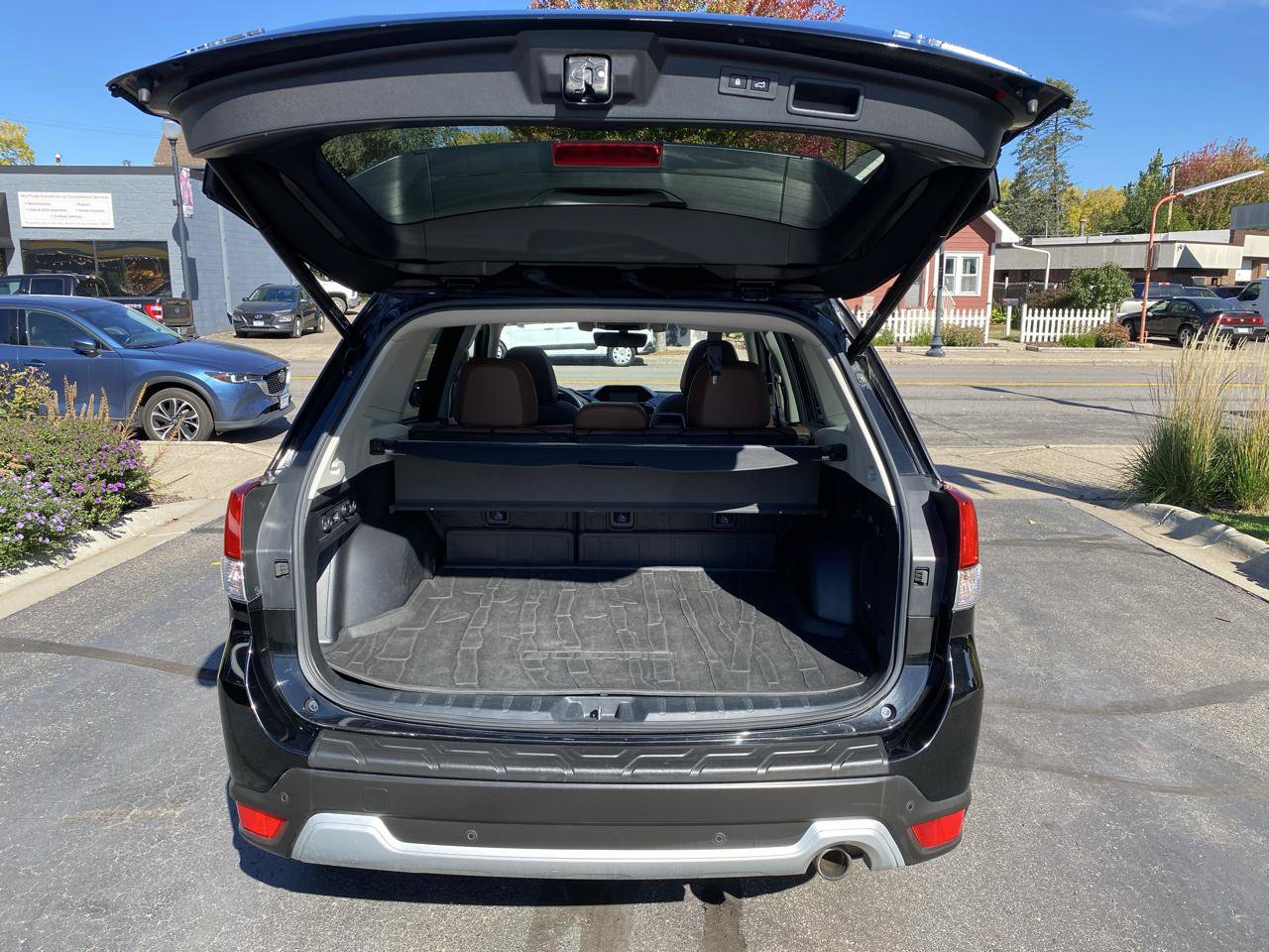 Used 2020 Subaru Forester Touring w/ Popular Package #2 AWD/4WD image 5
