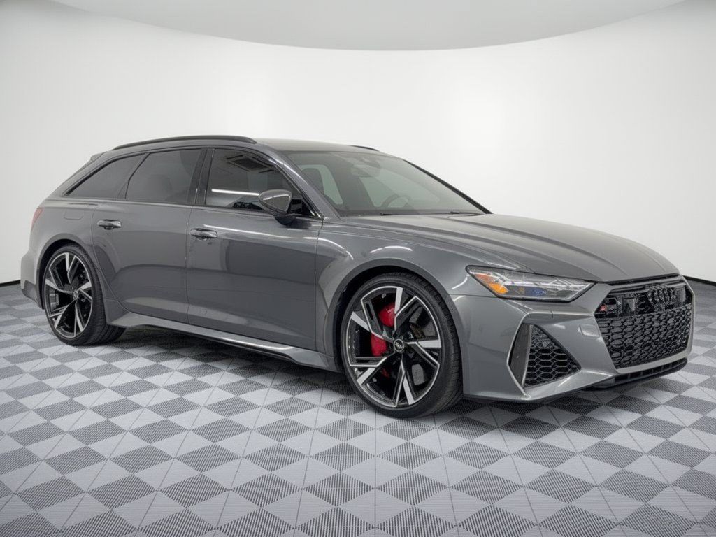 Used 2022 Audi RS 6 AWD/4WD image 7