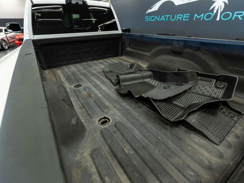 Used 2022 RAM 3500 Limited AWD/4WD image 10