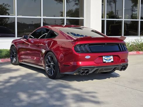 Used 2019 Ford Mustang GT image 5