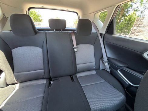 Used 2025 Kia Soul LX w/ LX Technology Package FWD image 31