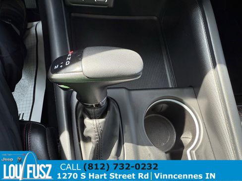Used 2024 Dodge Durango GT image 31