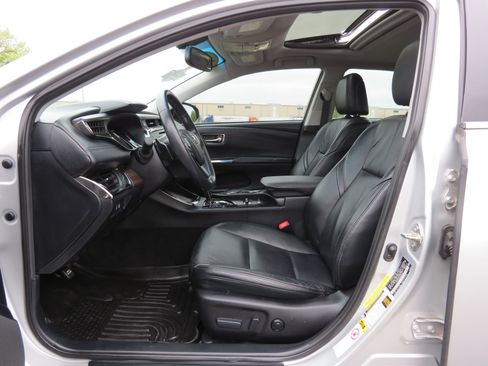 Used 2013 Toyota Avalon XLE Touring image 36