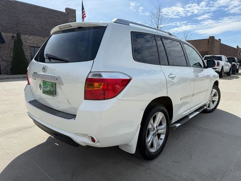 Used 2010 Toyota Highlander Limited image 4