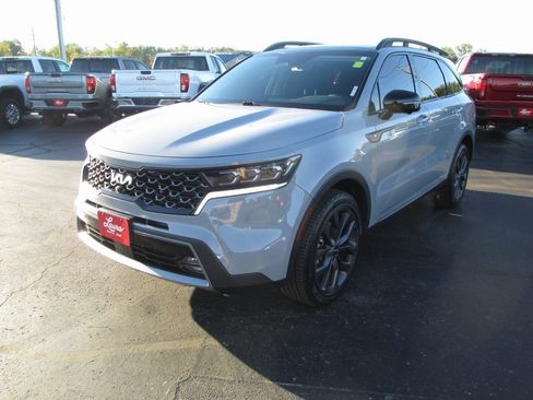 Used 2023 Kia Sorento SX Prestige image 8