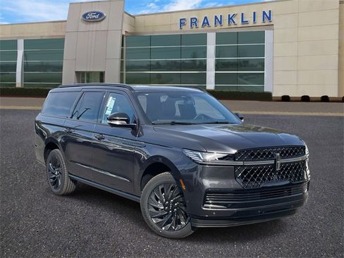 New 2025 Lincoln Navigator L Reserve w/ Jet Appearance Package image 1