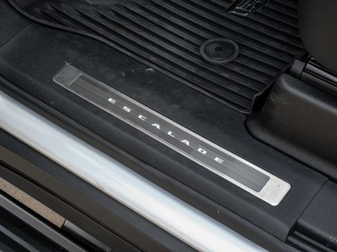 Used 2025 Cadillac Escalade V w/ LPO, Floor Liner Package image 43