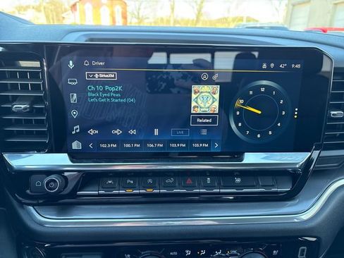 Used 2026 Chevrolet Silverado 1500 High Country w/ Midnight Edition AWD/4WD image 14
