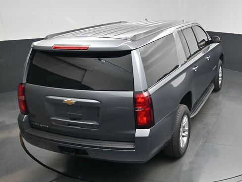 Used 2020 Chevrolet Suburban LT image 24