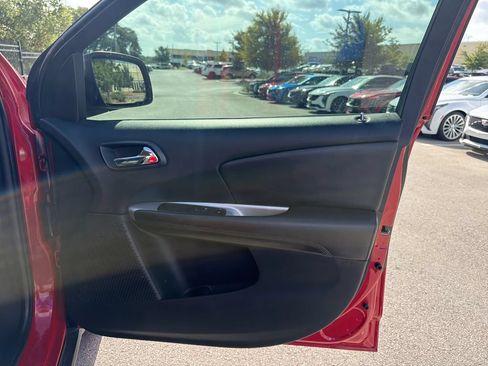 Used 2020 Dodge Journey SE FWD image 38