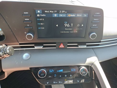 New 2026 Hyundai Elantra SEL Sport FWD image 9