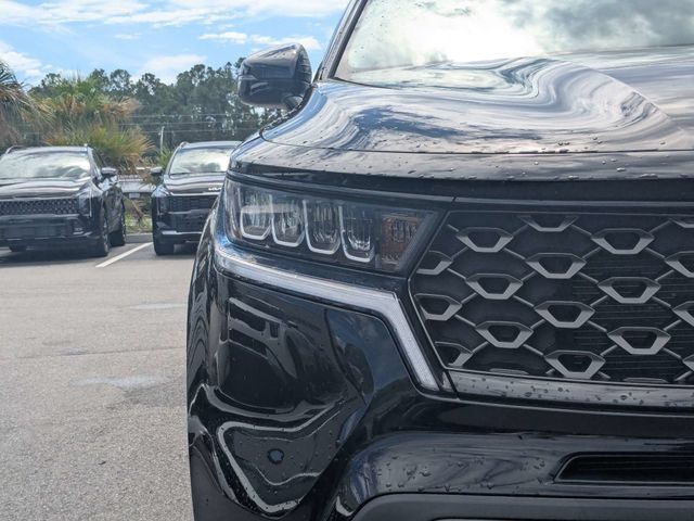 Used 2023 Kia Sorento S w/ Panoramic Sunroof Package AWD/4WD image 8