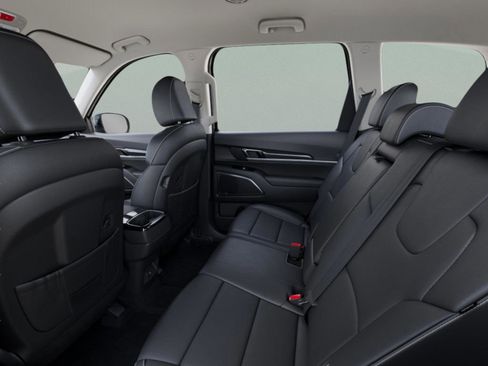 New 2025 Kia Telluride LX image 17