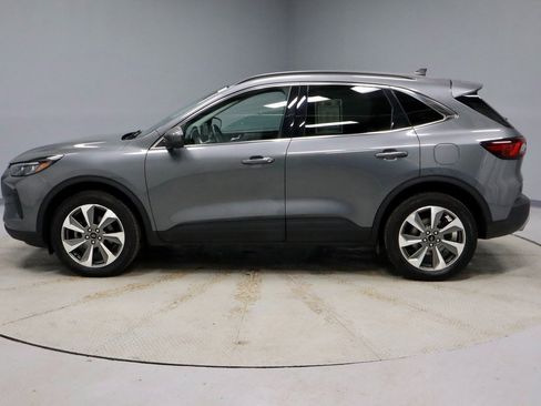 Certified 2024 Ford Escape Platinum image 9