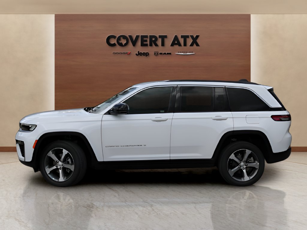 New 2026 Jeep Grand Cherokee Limited RWD image 2