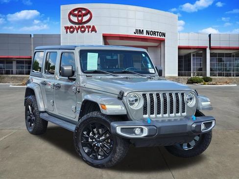 Used 2022 Jeep Wrangler Unlimited Sahara AWD/4WD image 1