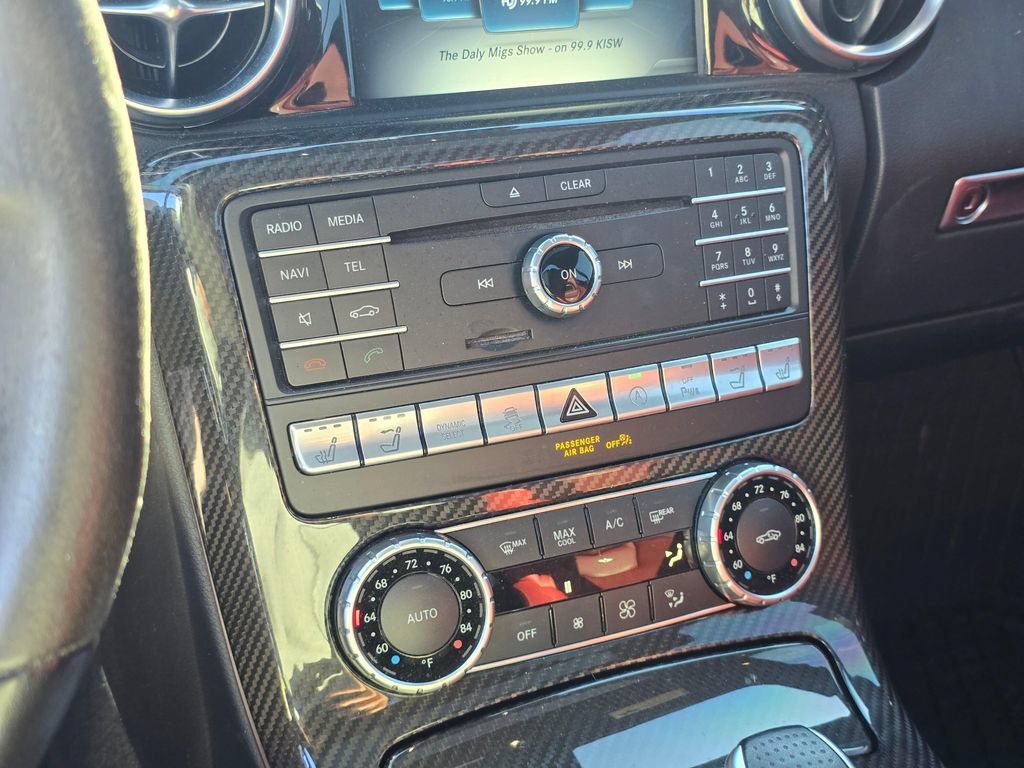 Used 2018 Mercedes-Benz SLC 43 AMG image 23