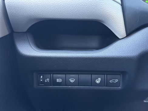 Certified 2019 Toyota RAV4 XLE Premium image 33