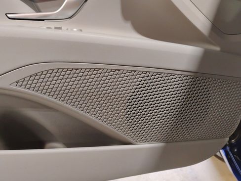 Used 2025 Hyundai Elantra Sport image 22